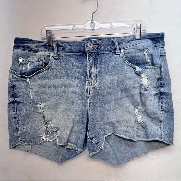 torrid Pants - Torrid Denim Size 16 First at Fit Mid Rise Cut Off Distressed Light Wash Shorts